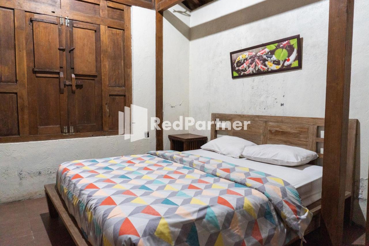 Javenir Hotel Tawangmangu Mitra Reddoorz Karanganyar  Bagian luar foto