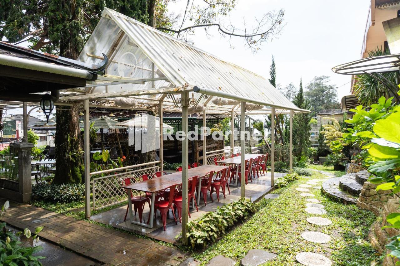 Javenir Hotel Tawangmangu Mitra Reddoorz Karanganyar  Bagian luar foto