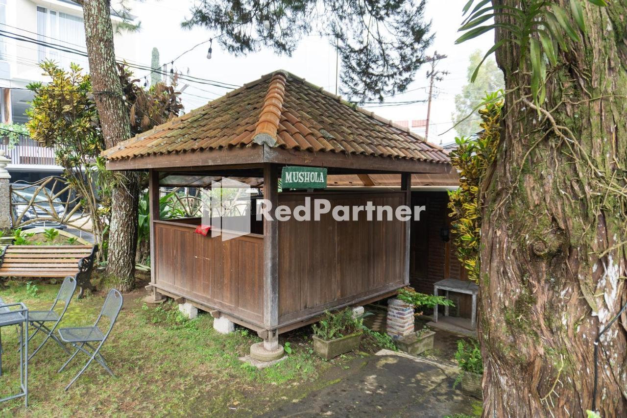 Javenir Hotel Tawangmangu Mitra Reddoorz Karanganyar  Bagian luar foto